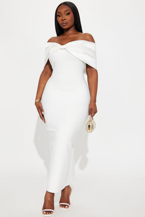 Pretty Privilege Bandage Midi Dress