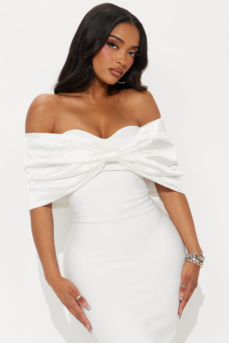 Pretty Privilege Bandage Midi Dress